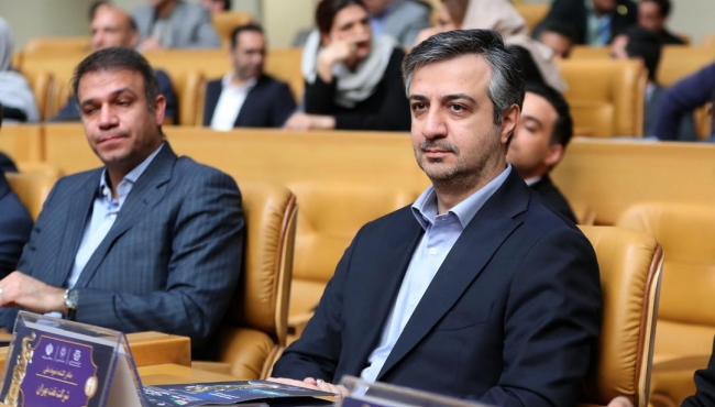 تقدیر از شرکت نفت بهران در مراسم روز ملی صادرات با حضور رئیس جمهور